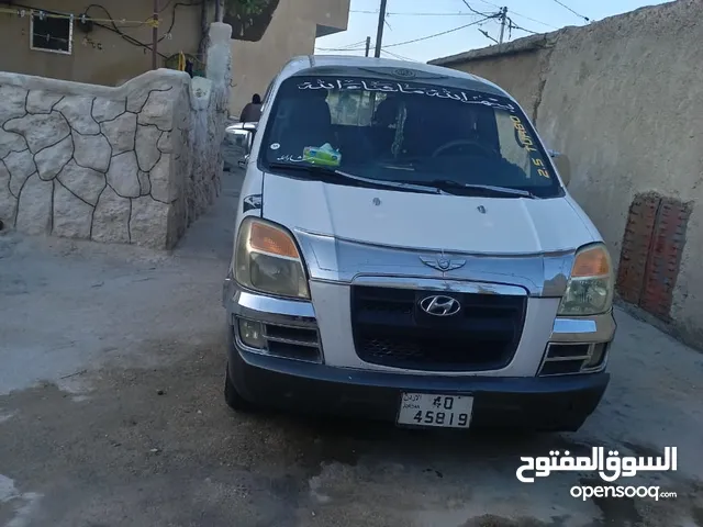 Hyundai H1 2005 in Jerash