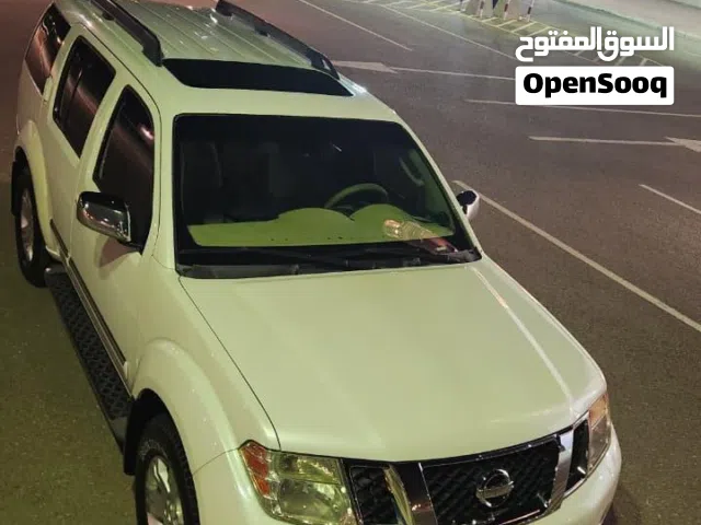Nissan pathfinder 2008 model