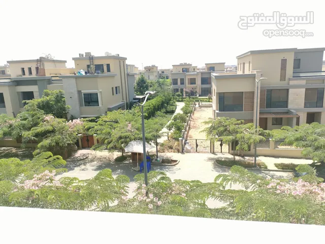303 m2 5 Bedrooms Villa for Sale in Cairo Fifth Settlement