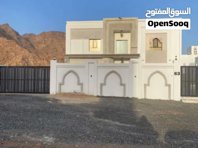 منزل للبيع موقع قريب من مسقط