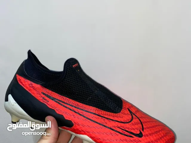 45.5 Sport Shoes in Amman