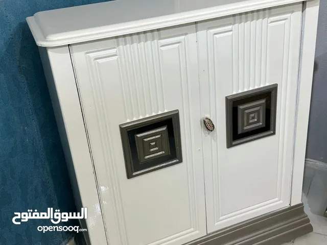 ضمن وجبه الاصباغ البويه والدرجى الممتازه غرفه طابقين 6ابواب ملحق صاج شغل عراقي ثكيل الوجه بلوك