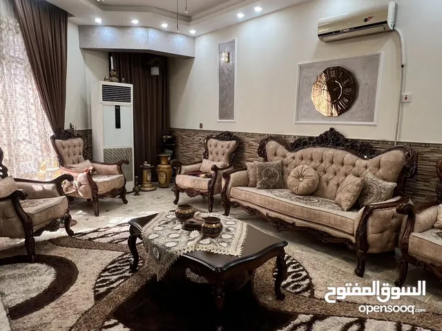 140 m2 5 Bedrooms Townhouse for Sale in Baghdad Al Baladiyat