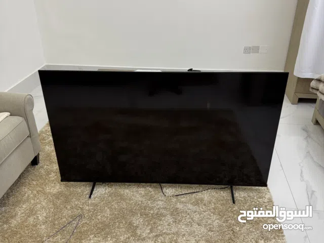 Hisense Smart 65 inch TV in Al Ain