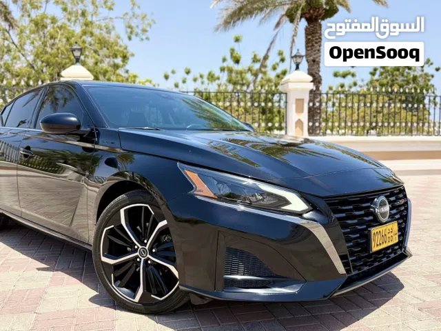 2023 Nissan Altima SR