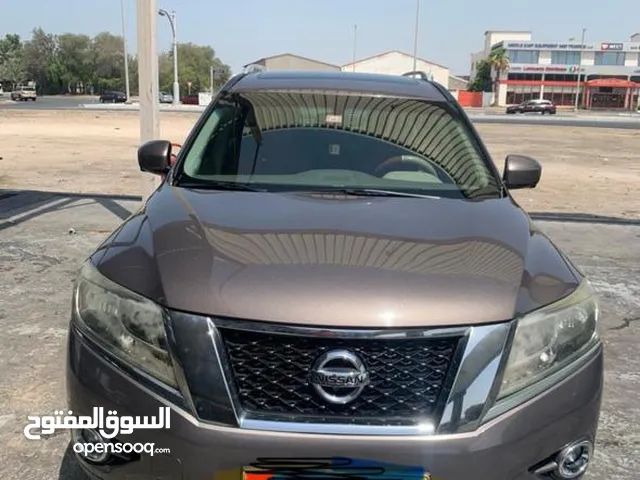 Used Nissan Pathfinder in Abu Dhabi