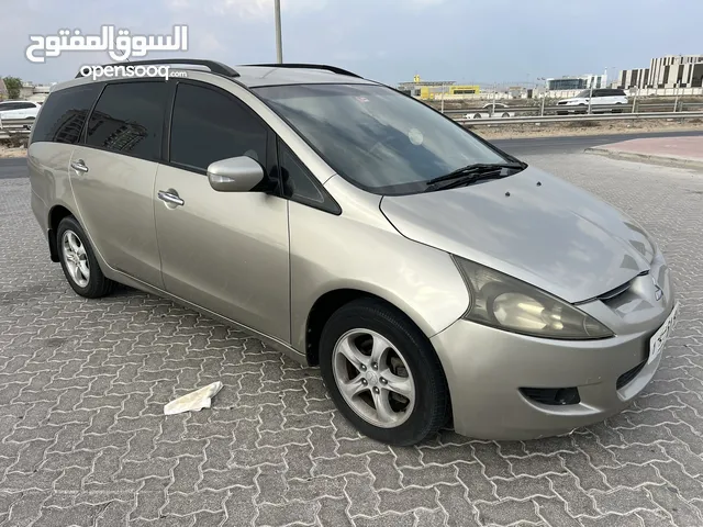 Used Mitsubishi Grandis in Um Al Quwain