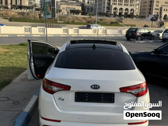 2012 Kia Optima Standard