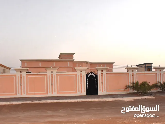 290 m2 4 Bedrooms Townhouse for Sale in Buraimi Al Buraimi