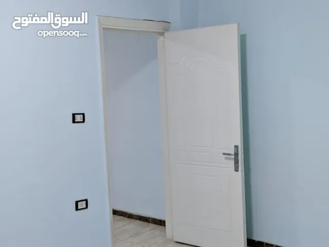 شقه للايجار إدارى تصلح عياده أو معمل تحاليل تشطيب سوبر لوكس واجهه بحرى الدور الاول علوى موقع متميز