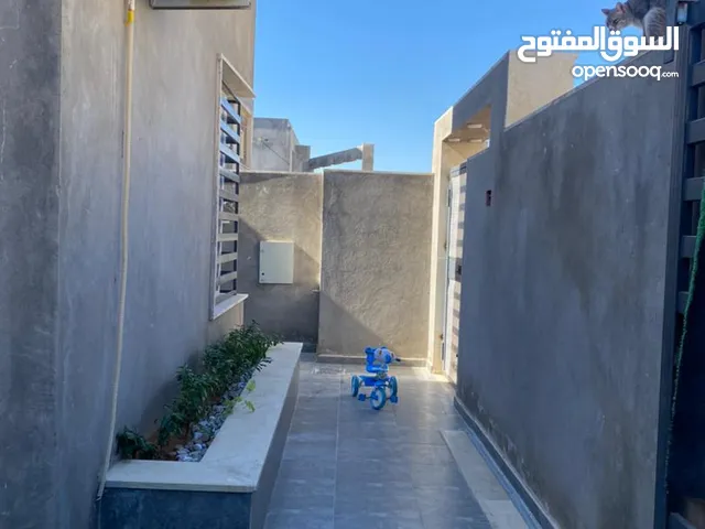 210 m2 3 Bedrooms Townhouse for Sale in Tripoli Al-Sidra