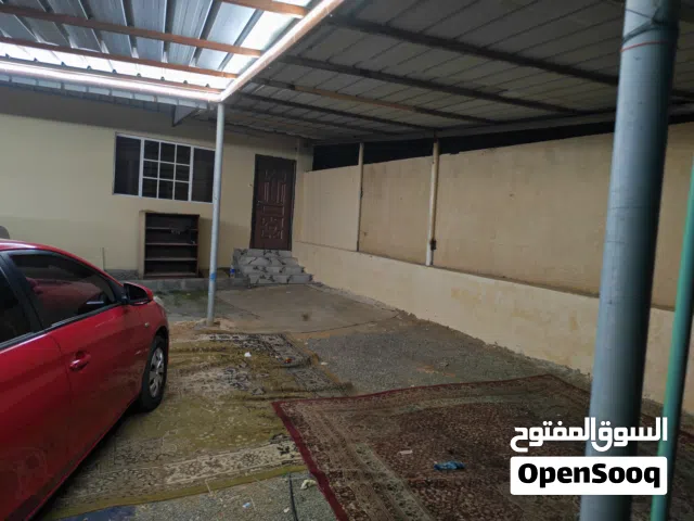 شقة جديده غير مفروشه