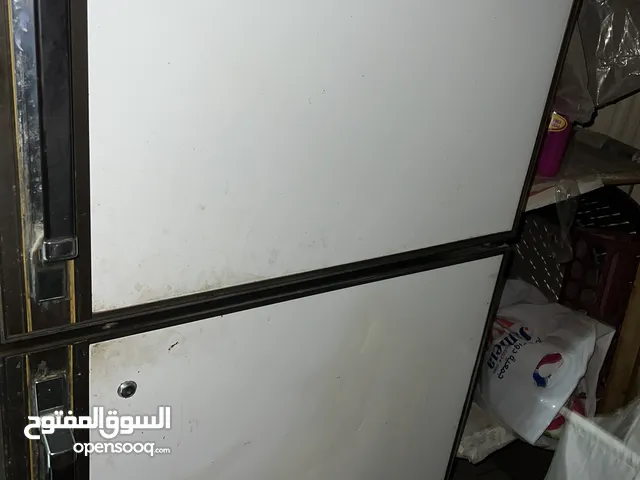 ثلاجه 18 قدم وانبوبه بوتجاز وباسكت غسيل