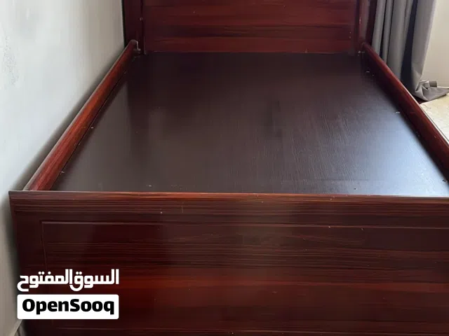 سرير للببع