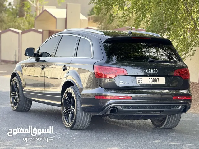 Audi Q7 2014 GCC . super clean car