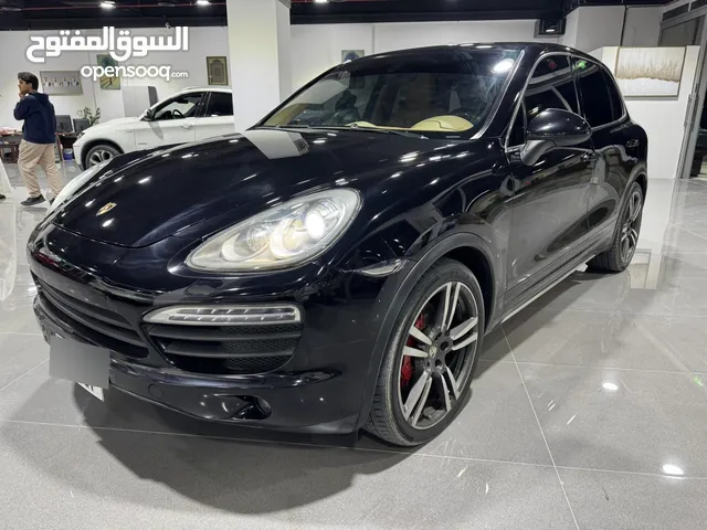 بورش كايين V8