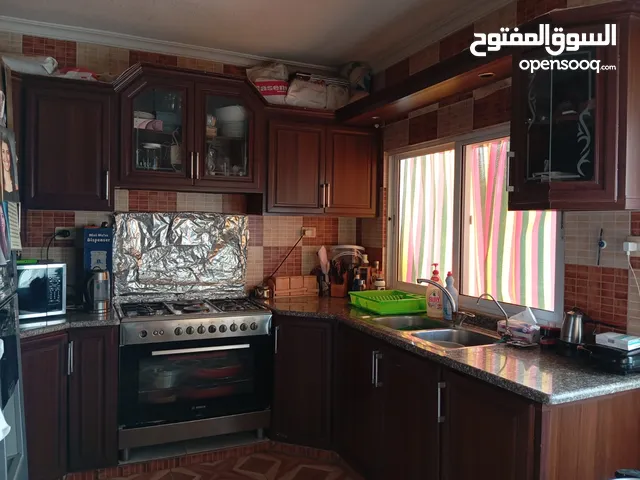 125 m2 4 Bedrooms Apartments for Sale in Zarqa Al Zarqa Al Jadeedeh