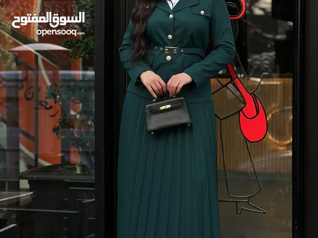 طقم تنورة راقي