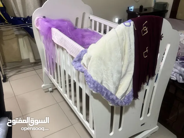 Woden Baby cott white color height adjustable