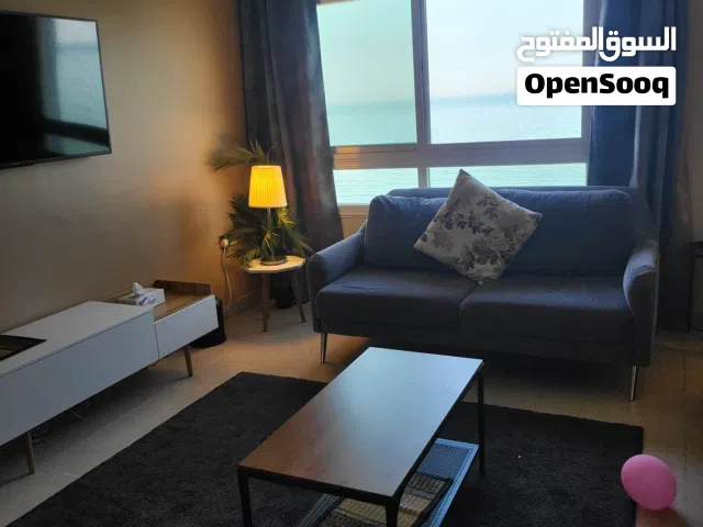 شقه للايجار مفروشه علي شاطي البحر ..مسموح بالشواء