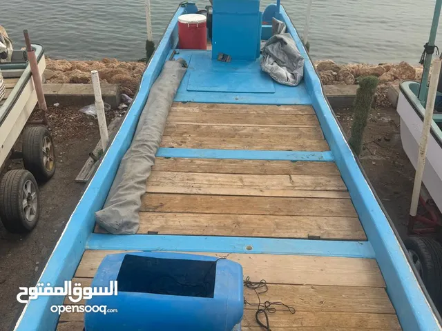 قارب الجوي  25 قدم موديل 2018  مع مكينه 150 هوندا موديل 2018