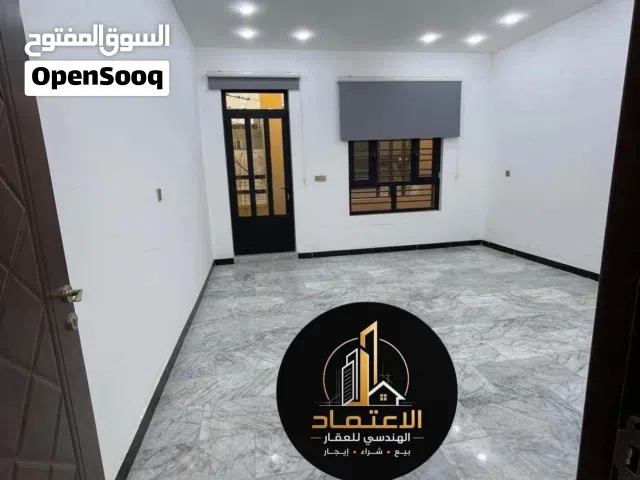 200 m2 3 Bedrooms Townhouse for Rent in Baghdad Saidiya