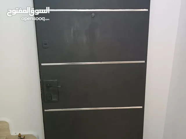 باب ملتي لوك مستعمل للبيع