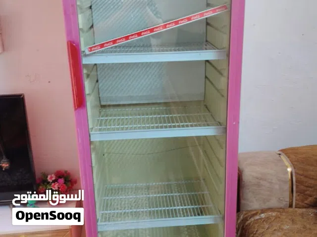 عارضات شغالات مابيهن اي نقص نضاف الوحدة