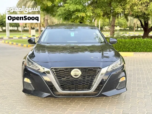 2022 نيسان التيما SV
