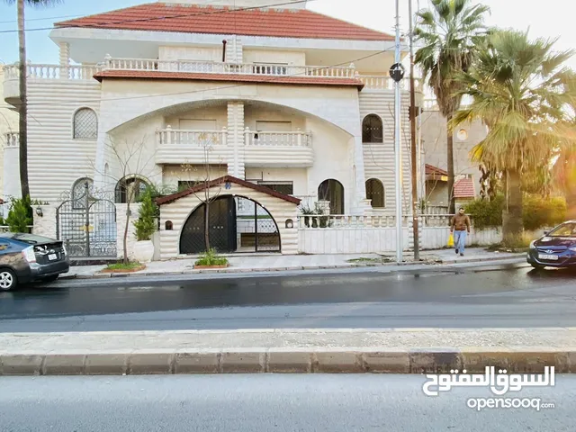 543m2 More than 6 bedrooms Villa for Rent in Amman Daheit Al Rasheed