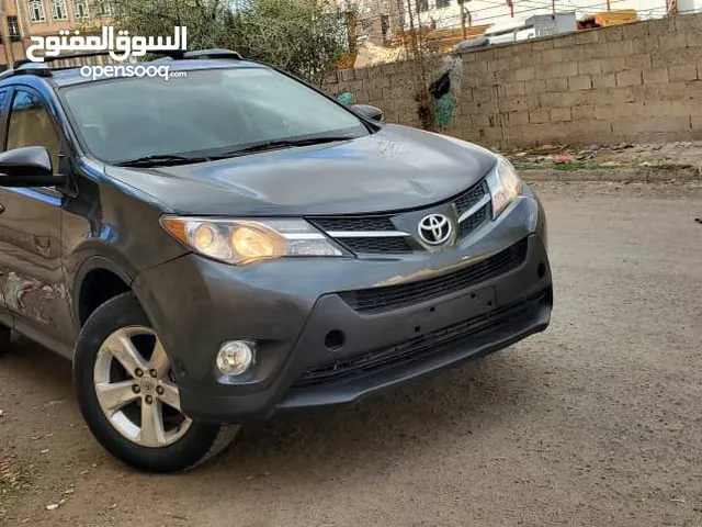 Used Toyota RAV 4 in Sana'a