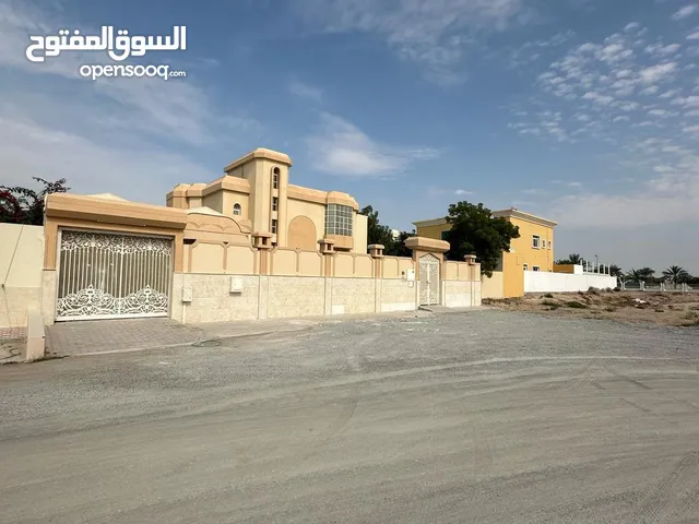13000 ft² More than 6 bedrooms Villa for Rent in Sharjah Al-Yash