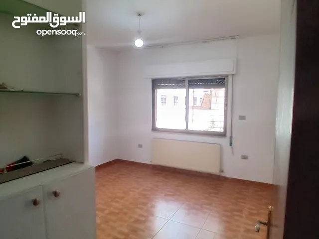 235 m2 3 Bedrooms Apartments for Sale in Amman Um Uthaiena