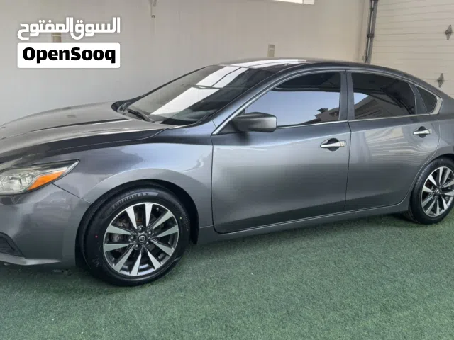 2017 نيسان التيما SV