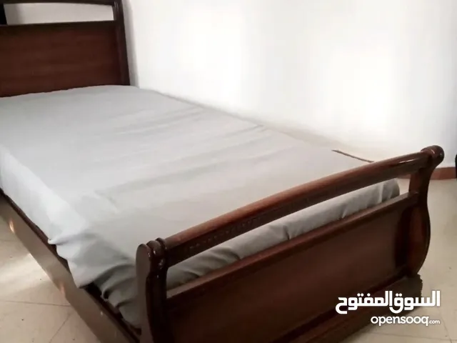 غرفة نوم لشخص واحد