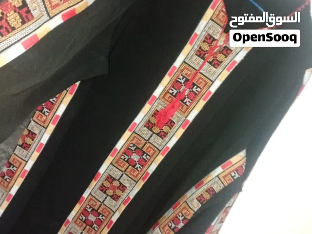 ثوب تريكو بحاله ممتازة