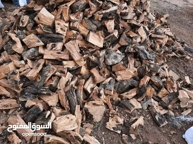 حطب للبيع زيتون زند وقرامي ناشف للمواقد والفير بليس والصوبات بسعر الجمله