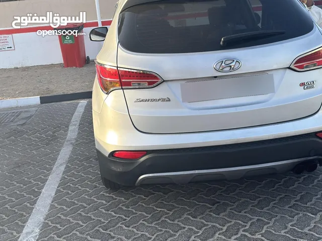 هونداي سنتافي 2015 ديزل 7 ركاب اقتصادية جداً ونظيفة جاهزة للاستخدام