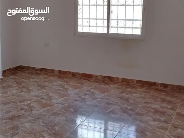 شقة للايجار  في جرش بيادر عجرمة بجانب المدينة الرياضية وتسوية للايجار بمدخل مستقل
