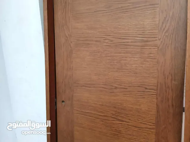باب خشب اصلي بدون خدوش غير مستعمل .............................. .....................