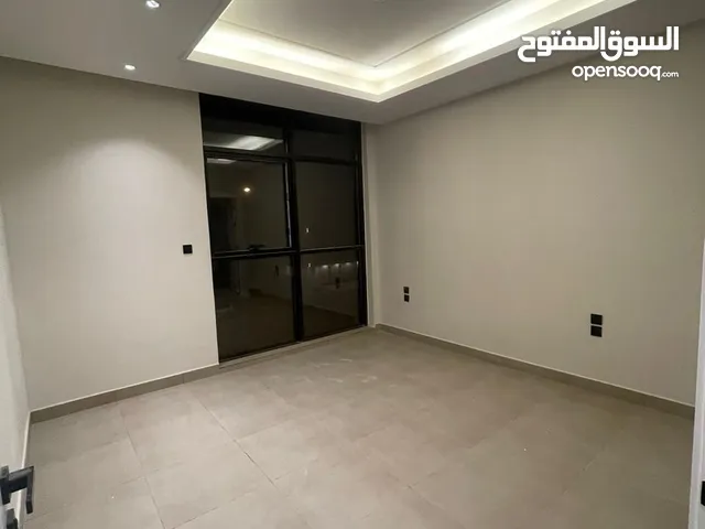 172m2 3 Bedrooms Apartments for Rent in Al Riyadh Al Malqa