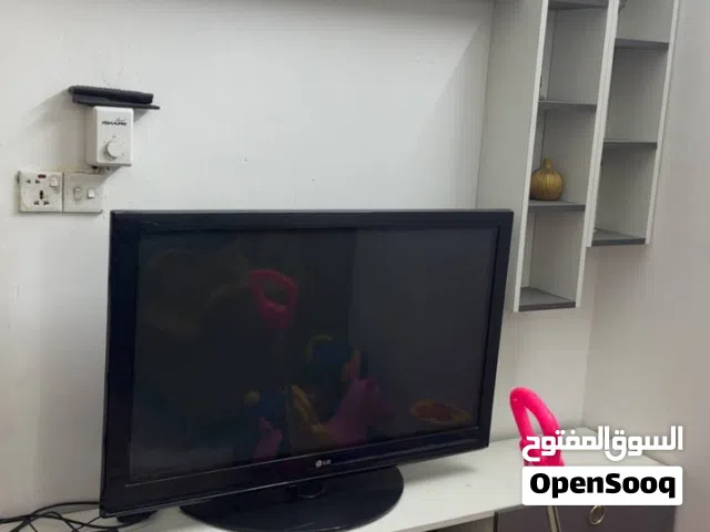 ميز بلازما نظيف جدا للبيع