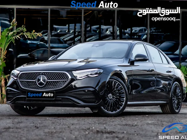 Mercedes E200 2024 Amg kit Mild hybrid Night Package عداد صفر