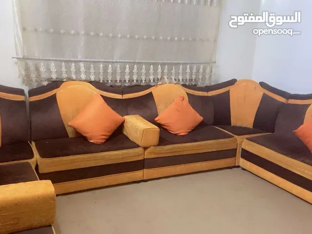 مجلس 14مقعد بحاله جيده جدا استعمال بسيط