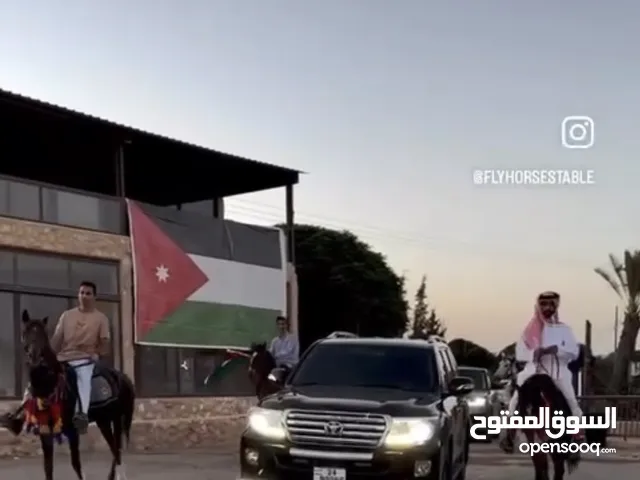 لاند كروزر 5.7 VXR مميزة بنظافتها