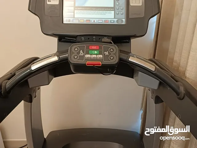 Treadmill  Life Fitness 95Ti ONLY FOR 2500dhs