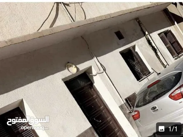 115m2 3 Bedrooms Townhouse for Sale in Tripoli Gorje
