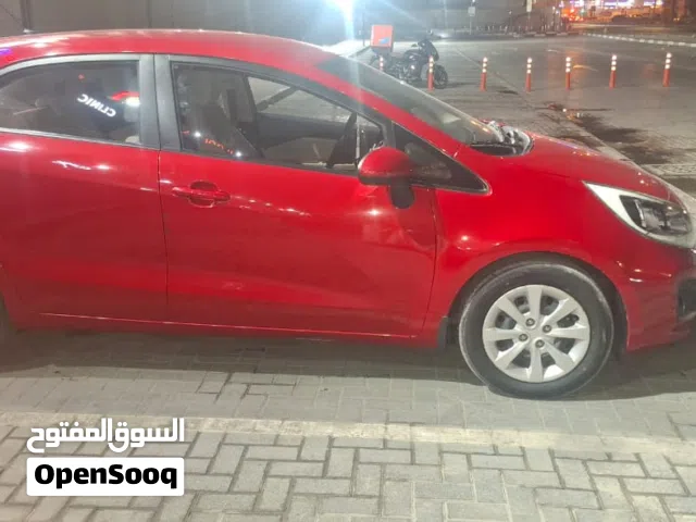 2014 كيا ريو Standard