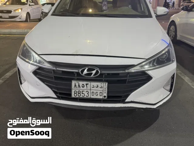 2020 Hyundai Elantra Standard