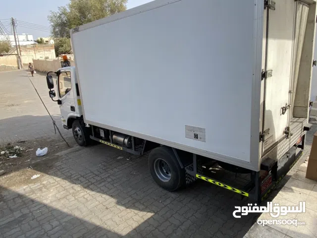 براد للايجار مع سائق  Refrigerator truck for rent